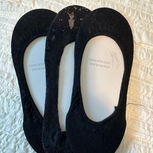 Women's Black No-Show Socks